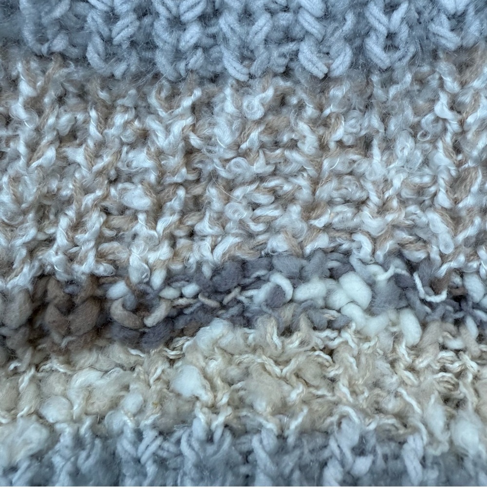 Cozy Knit Pom-Pom Beanie - Cream and Gray One Size - Picture 5 of 5
